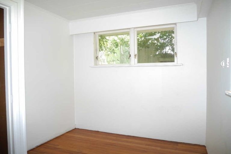 Photo of property in 12 Kowhai Grove, Raumati Beach, Paraparaumu, 5032