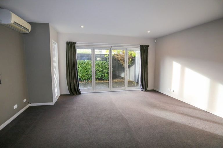 Photo of property in 537 Barbadoes Street, Edgeware, Christchurch, 8013