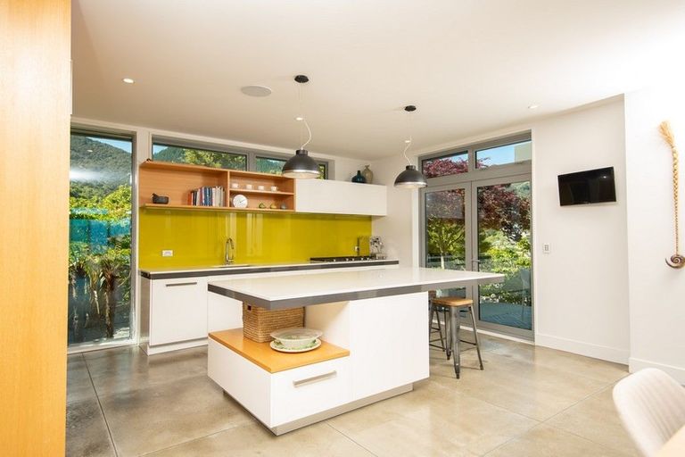 Photo of property in 14 Werneth Ridge, Atawhai, Nelson, 7010