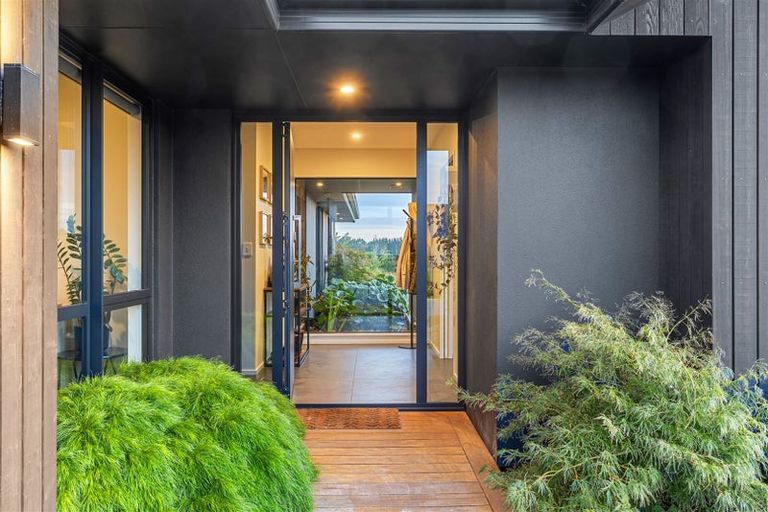 Photo of property in 77 Kingsdowne Drive, West Melton, 7618