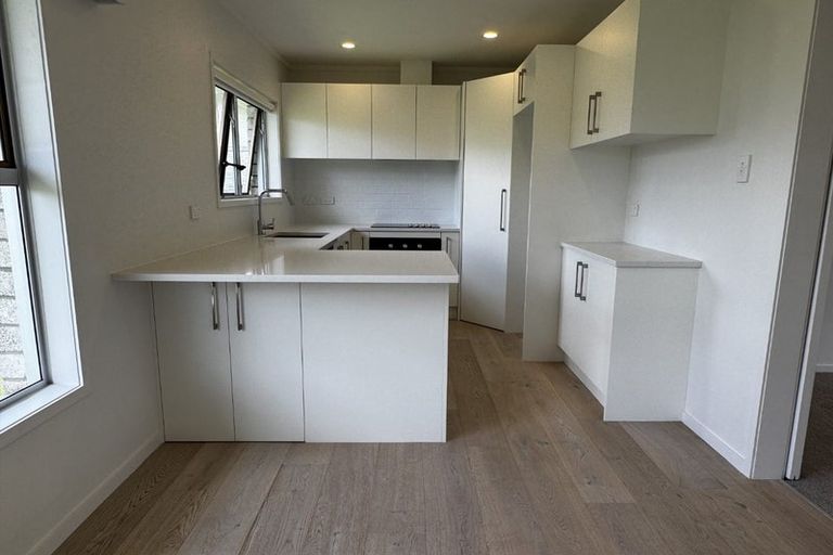 Photo of property in 11 Waitemata Road, Hauraki, Auckland, 0622