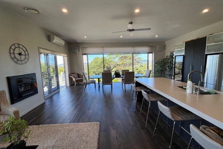 Photo of property in 9 Mott Lane, Whitford, Howick, 2571