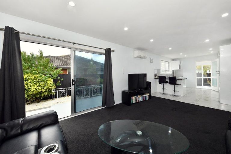 Photo of property in 36c Waimairi Road, Upper Riccarton, Christchurch, 8041