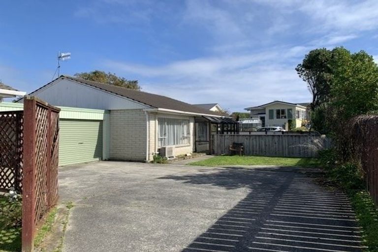Photo of property in 107b Hillcrest Road North, Raumati Beach, Paraparaumu, 5032