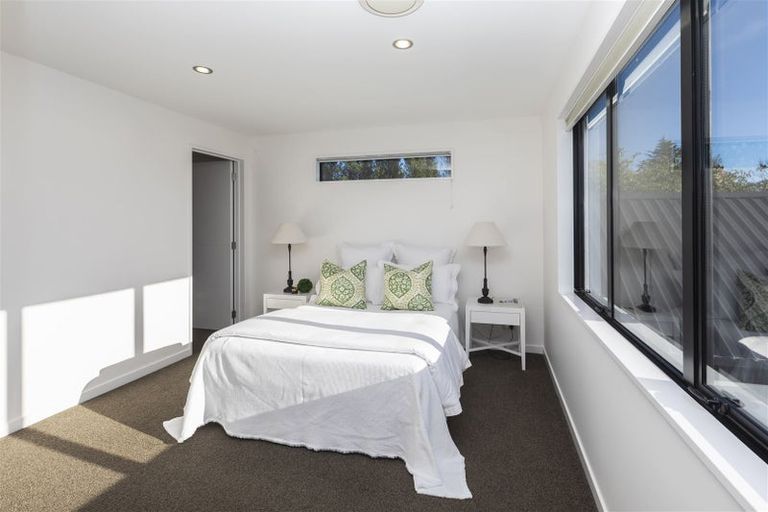 Photo of property in 43a Hamilton Avenue, Ilam, Christchurch, 8041