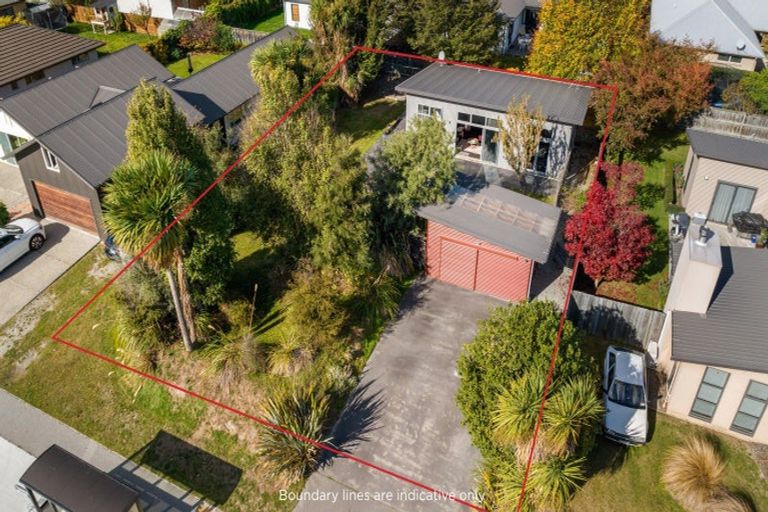 Photo of property in 32 Sylvan Street, Lake Hayes, Queenstown, 9304