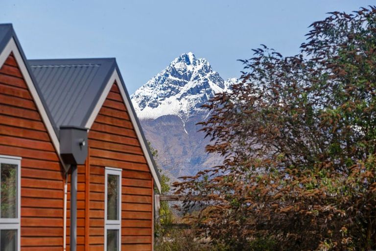 Photo of property in Breakfree Alpine Village, 23/643 Frankton Road, Queenstown, 9300