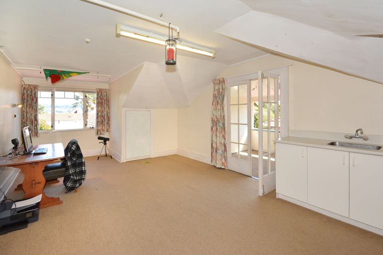 Photo of property in 217 Musselburgh Rise, Andersons Bay, Dunedin, 9013