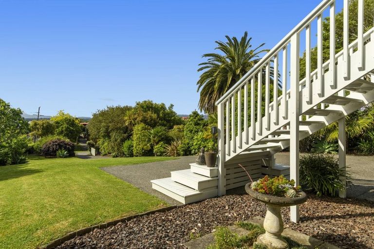 Photo of property in 110 Harbour View Road, Omokoroa, 3114