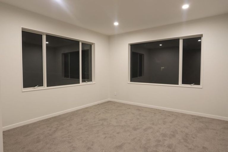 Photo of property in 10 Frontiere Lane, Silverdale, 0932