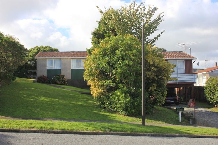 Photo of property in 5b Reese Jones Grove, Maungaraki, Lower Hutt, 5010