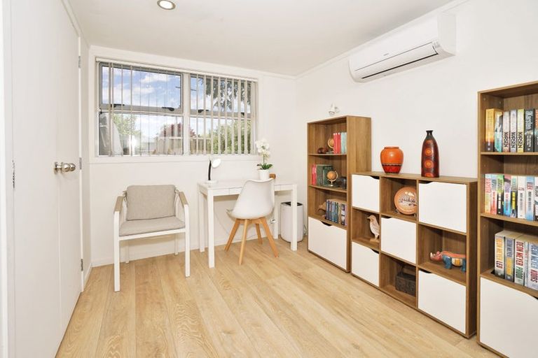 Photo of property in 30 Barrie Crescent, Silverdale, Hamilton, 3216