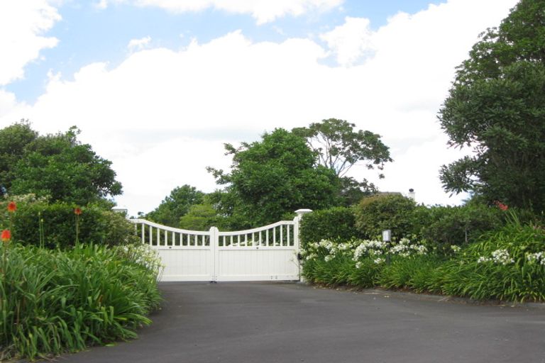 Photo of property in 155 Walters Road, Karaka, Papakura, 2580