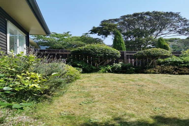 Photo of property in 3 Rajkot Terrace, Broadmeadows, Wellington, 6035