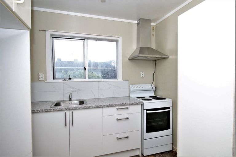 Photo of property in 8/12 Arabi Street, Sandringham, Auckland, 1041
