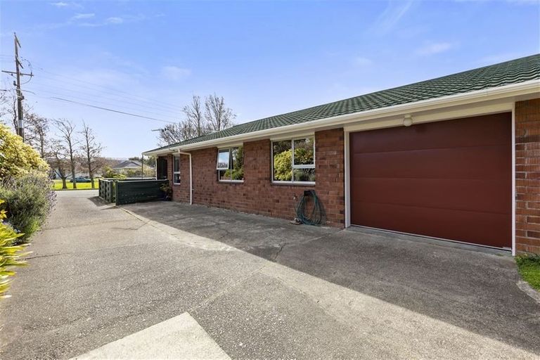 Photo of property in 1/11 Hayward Terrace, Waiwhetu, Lower Hutt, 5010