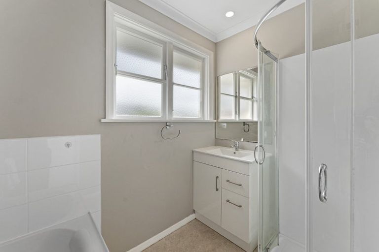 Photo of property in 1081 Fergusson Drive, Clouston Park, Upper Hutt, 5018