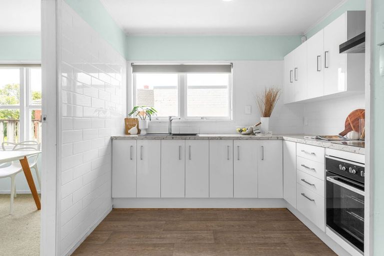 Photo of property in 58 Vardon Road, St Andrews, Hamilton, 3200