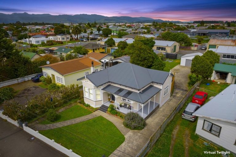 Photo of property in 39 Mako Mako Road, Levin, 5510