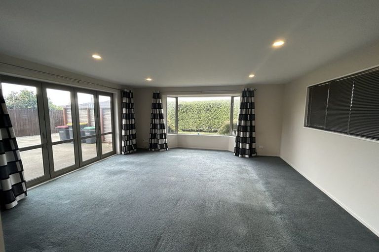 Photo of property in 3 Mollymawk Place, Woolston, Christchurch, 8023