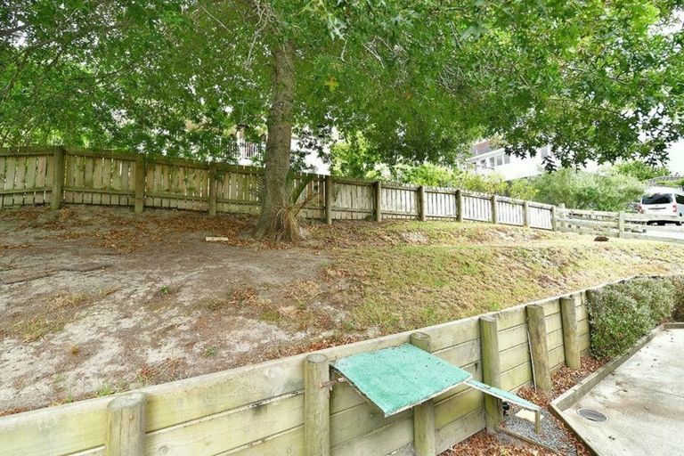 Photo of property in 7 Mangakura Road, Helensville, 0800