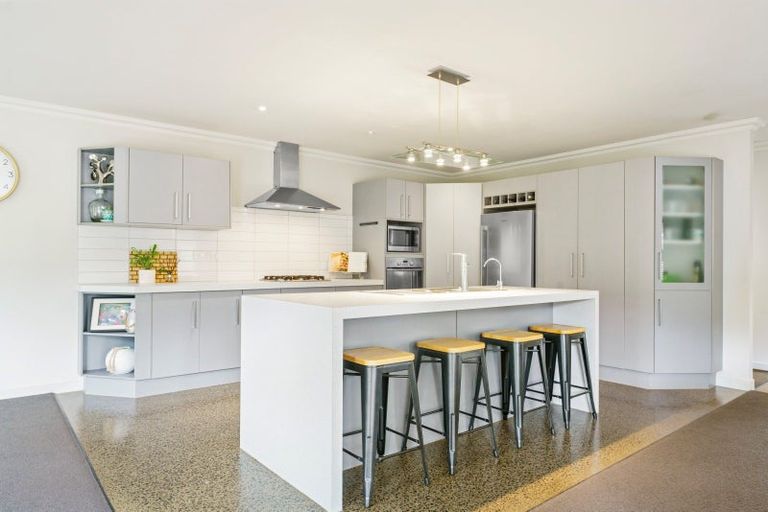 Photo of property in 5 Condor Drive, Pyes Pa, Tauranga, 3112