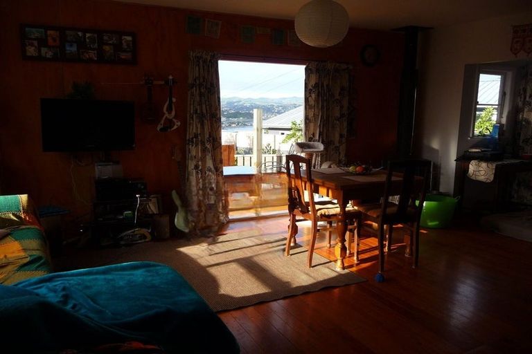 Photo of property in 65 Gordon Road, Plimmerton, Porirua, 5026