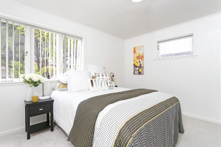 Photo of property in 1/5 Woodside Road, Manurewa, Auckland, 2102