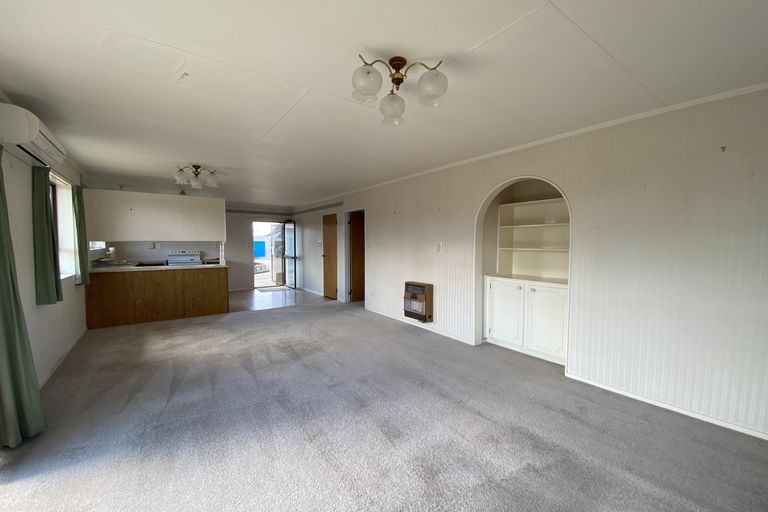 Photo of property in 95 Heads Road, Gonville, Whanganui, 4501