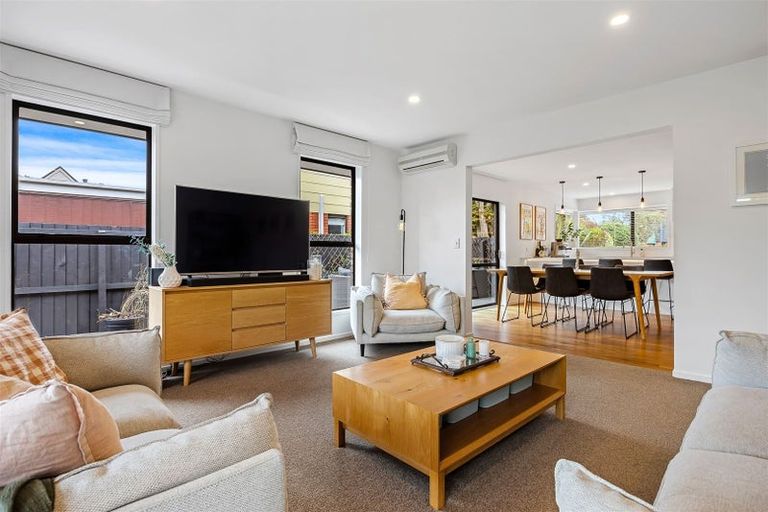 Photo of property in 19 Rubens Place, Burnside, Christchurch, 8053