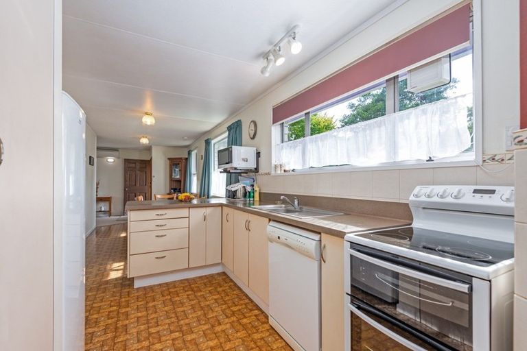 Photo of property in 25 Stillwater Place, Westbrook, Palmerston North, 4412
