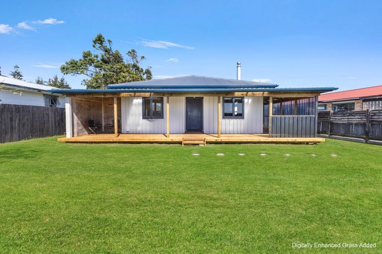 Photo of property in 5 Julian Road, Warea, New Plymouth, 4381