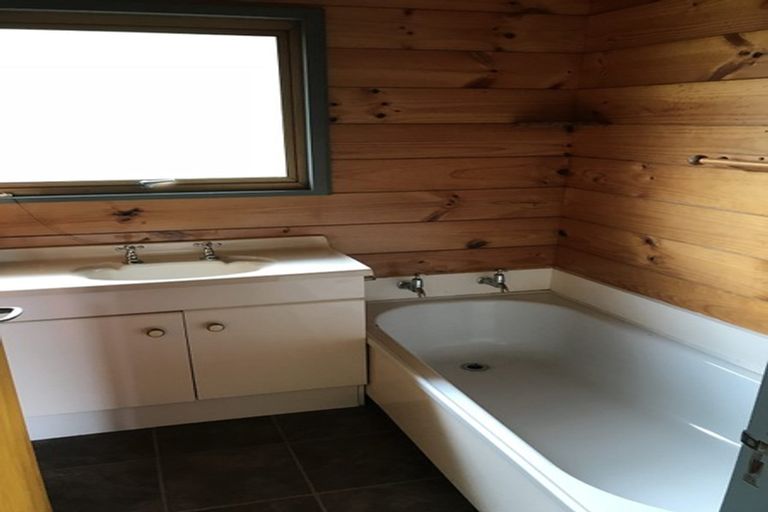 Photo of property in 57 Mulberry Street, Maungaraki, Lower Hutt, 5010