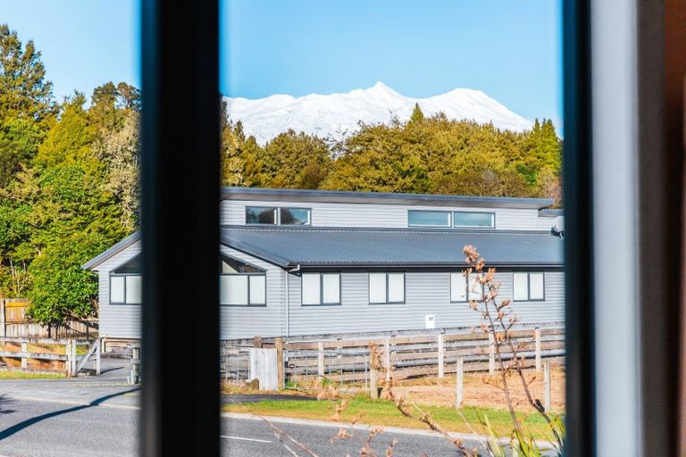 Photo of property in 24 Findlay Street, National Park, Owhango, 3989