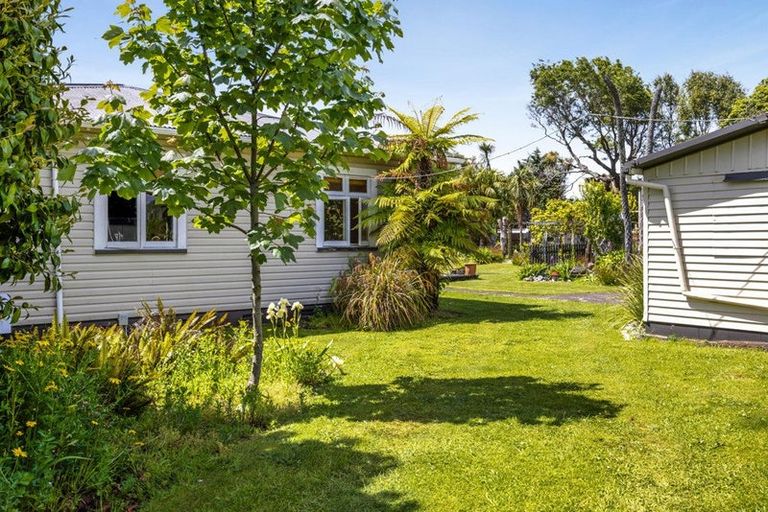 Photo of property in 9 Bridger Place, Eltham, 4322