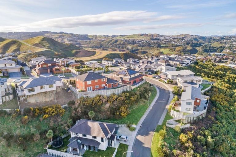 Photo of property in 42 Mauldeth Terrace, Churton Park, Wellington, 6037