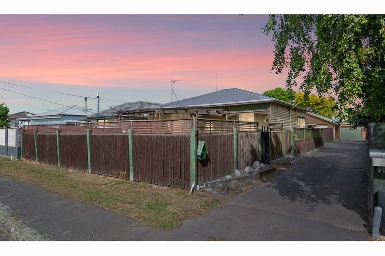 Photo of property in 1/28 Hay Street, Bromley, Christchurch, 8062