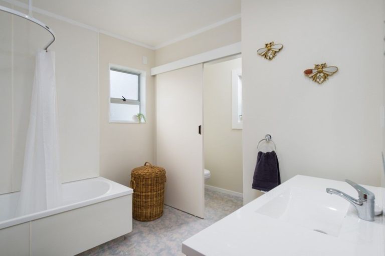 Photo of property in 10 Perry Street, Mangapapa, Gisborne, 4010