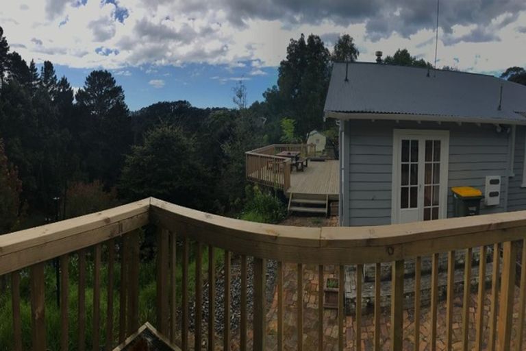 Photo of property in 1245 East Coast Road, Redvale, Albany, 0794