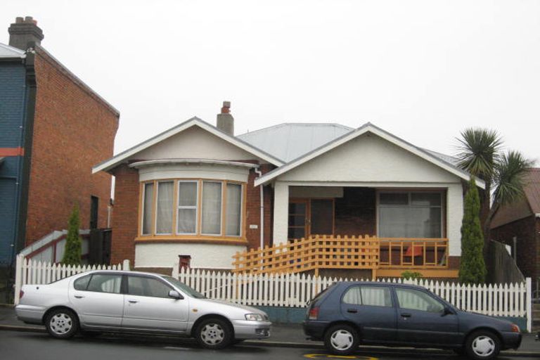 Photo of property in 30 Dundas Street, North Dunedin, Dunedin, 9016