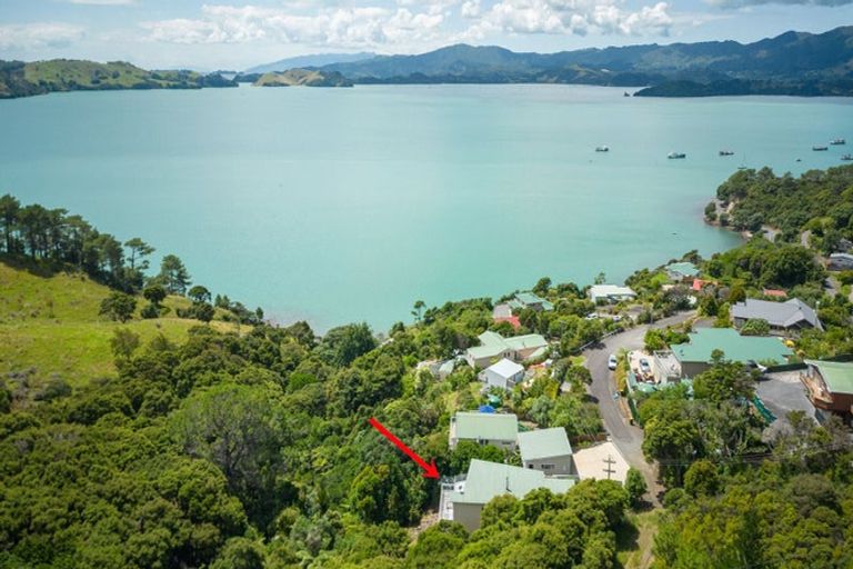 Photo of property in 56 Puriri Road, Te Kouma, Coromandel, 3581