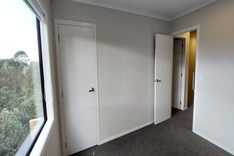 Photo of property in 2/125b Metcalfe Road, Ranui, Auckland, 0612