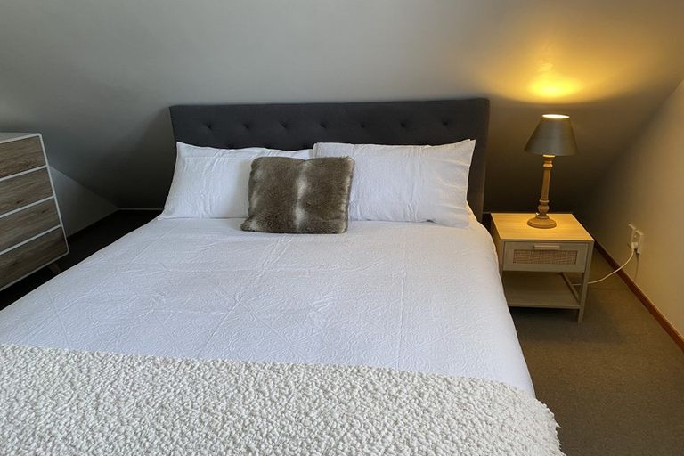 Photo of property in 1/37 Wolsley Avenue, Milford, Auckland, 0620