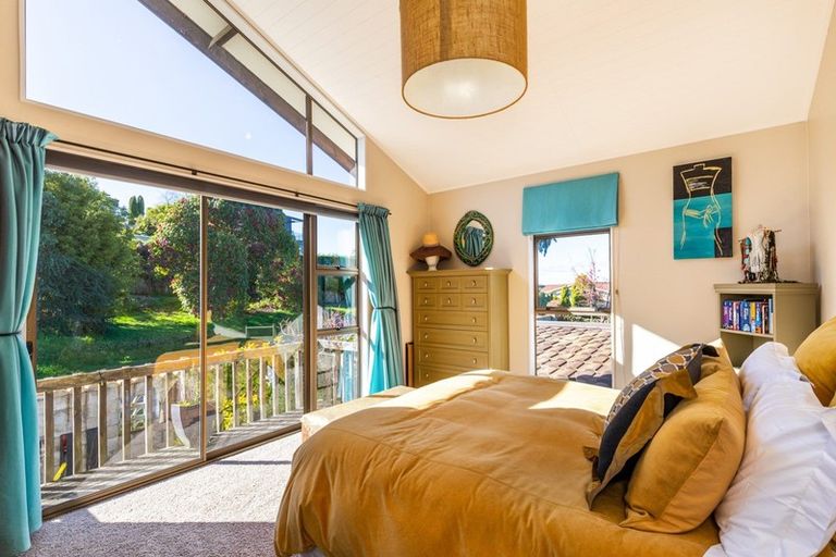 Photo of property in 817 Acacia Bay Road, Acacia Bay, Taupo, 3330