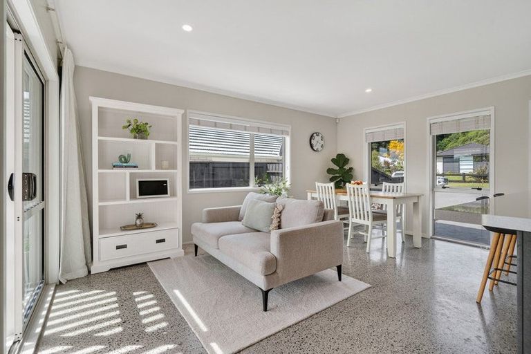 Photo of property in 14 Rochfort Crescent, Pyes Pa, Tauranga, 3112