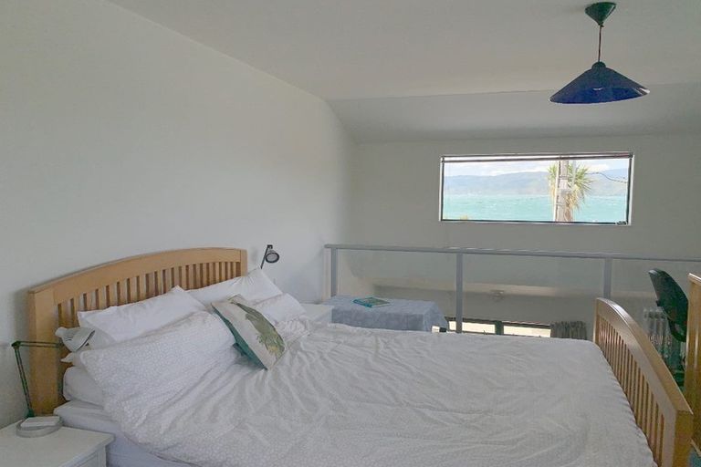 Photo of property in 8/231 Marine Parade, Seatoun, Wellington, 6022