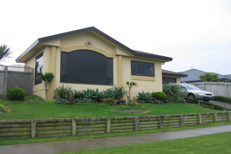 Photo of property in 62 Parnell Heights, Kelvin Grove, Palmerston North, 4414