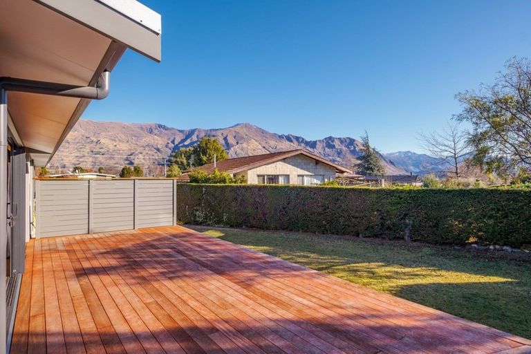 Photo of property in 116 Aubrey Road, Wanaka, 9305