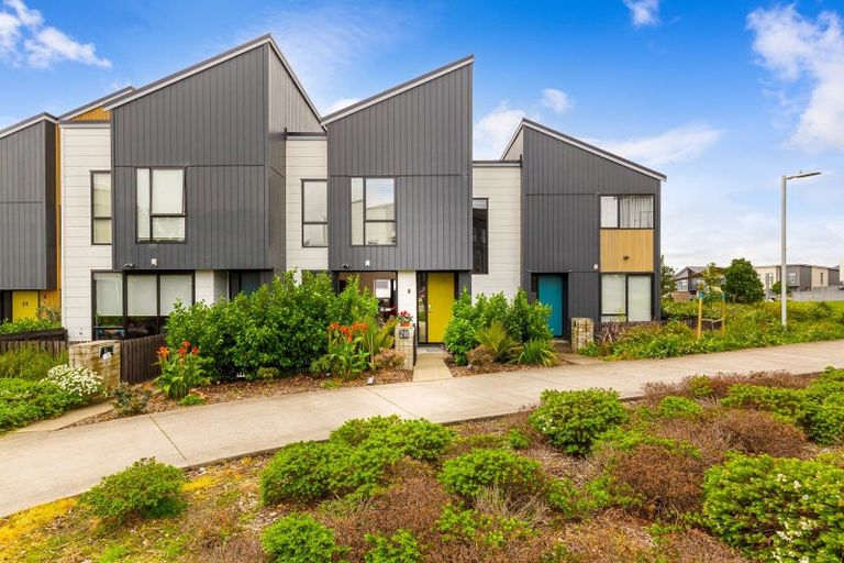 Photo of property in 28 Nugget Avenue, Hobsonville, Auckland, 0616