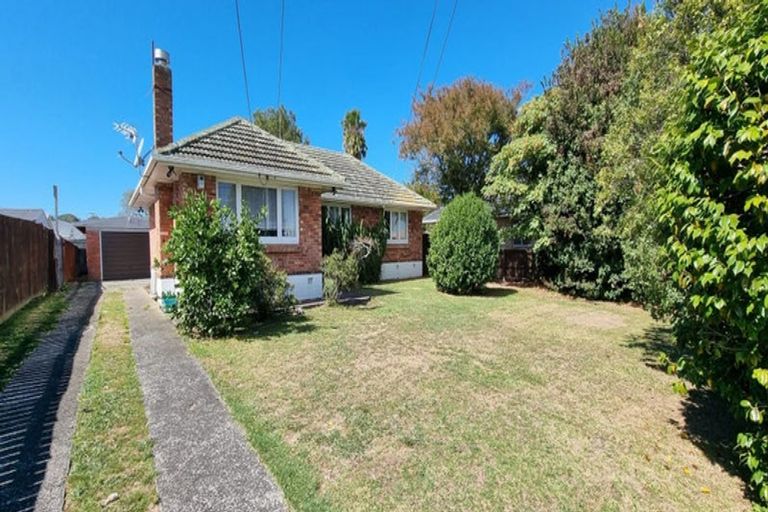 Photo of property in 14 Valentine Street, Papakura, 2110
